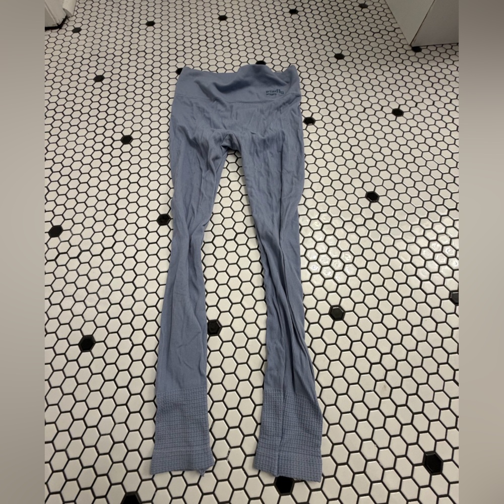 Kindly yours ribbed Leggings size large